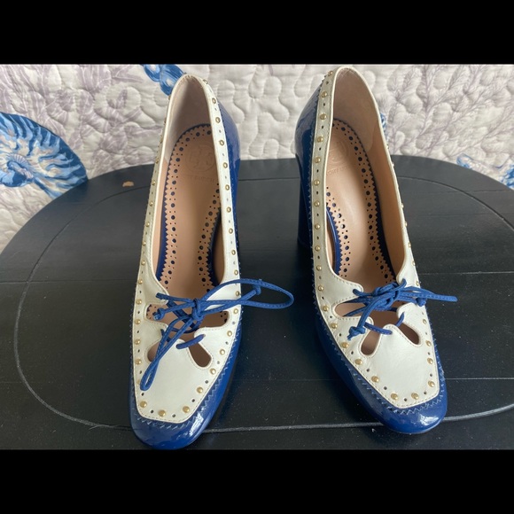 Tory Burch ‘Cambridge’ High Heel - Picture 2 of 6